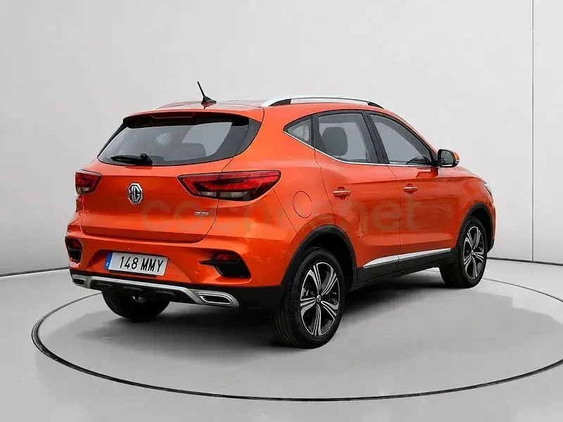 Usado MG ZS Comfort 106 CV (77 kW) 2024 Naranja SUV