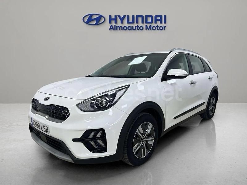 Blanco (tela + piel sintética negra) Usado 2021 Kia Niro SUV | 18.990 € (Precio justo) - Imagen 1/3