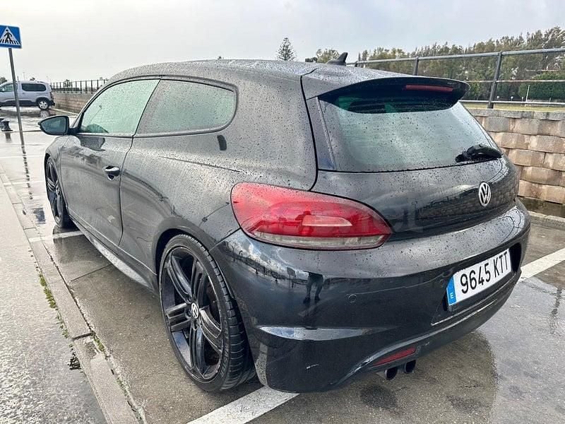 Usado VW Scirocco 170 CV (125 kW) 2011 Negro Coupe