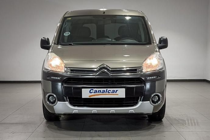 Usado Citroën Berlingo Tonic 92 CV (67 kW) 2015 Marrón Monovolumen