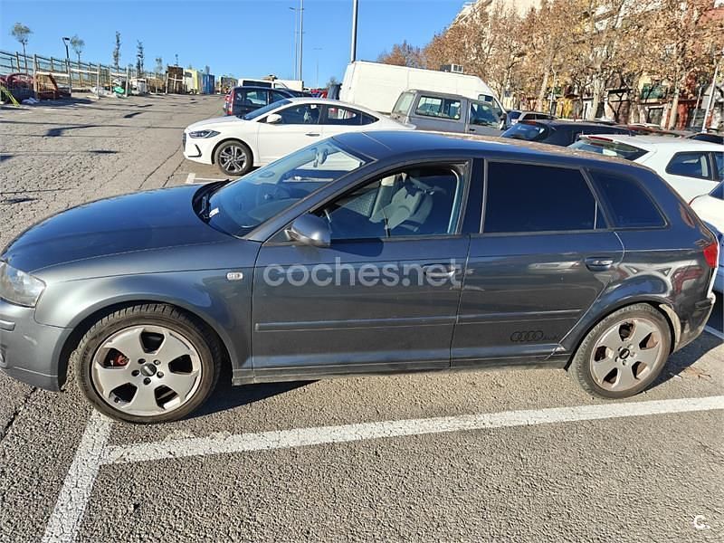 Usado Audi A3 Ambiente 140 CV (102 kW) 2008 Gris / plata Berlina