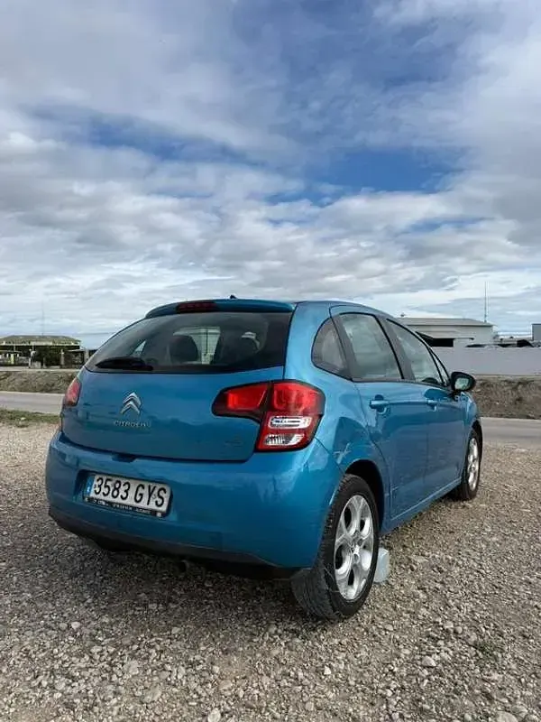 Usado Citroën C3 68 CV (50 kW) 2010 Azul Utilitario