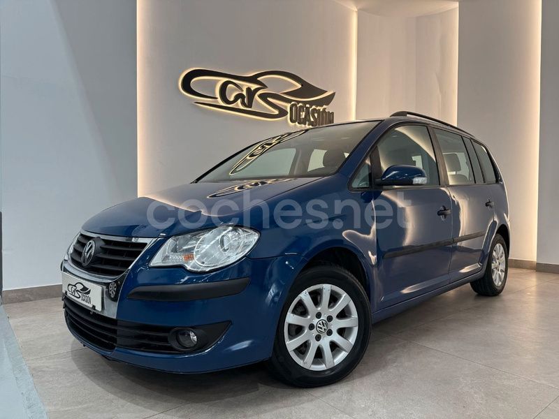 Azul Usado 2010 VW Touran Edition Monovolumen | 6999 € (Precio justo) - Imagen 1/4