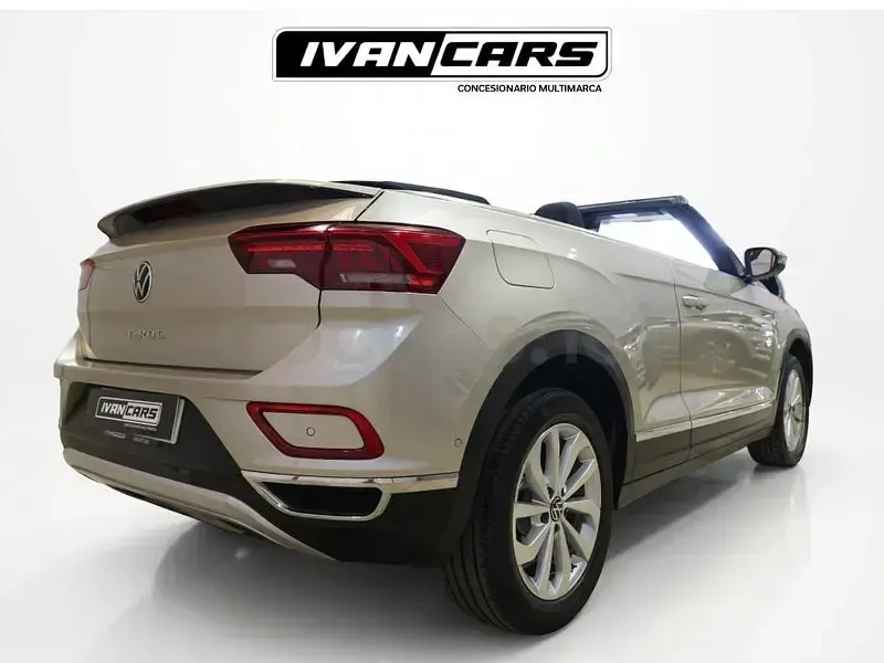 Usado VW T-Roc Style 110 CV (80 kW) 2022 Beige SUV