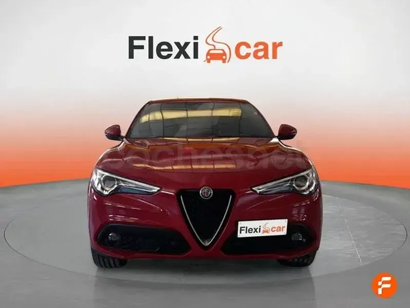 Usado Alfa Romeo Stelvio Executive 210 CV (154 kW) 2019 Granate SUV