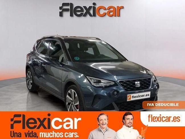Gris Usado 2024 Seat Arona FR SUV | 21.990 € (Precio justo) - Imagen 1/4