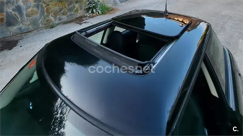 Usado Mini ONE 98 CV (72 kW) 2013 Negro Utilitario
