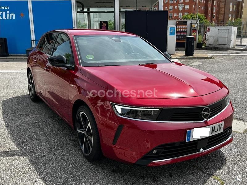 Rojo Usado 2023 Opel Astra Elegance Berlina | 19.800 € (Precio justo) - Imagen 1/4