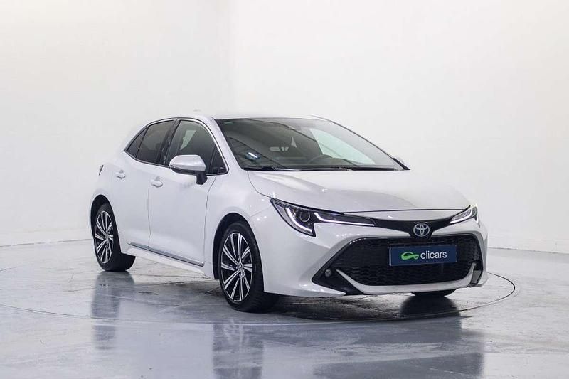 Usado Toyota Corolla Style 98 CV (72 kW) 2022 Blanco Berlina