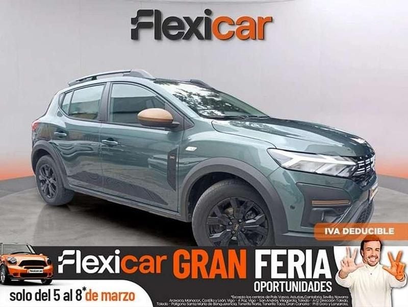 Usado Dacia Sandero Extreme 101 CV (74 kW) 2025 Verde Utilitario