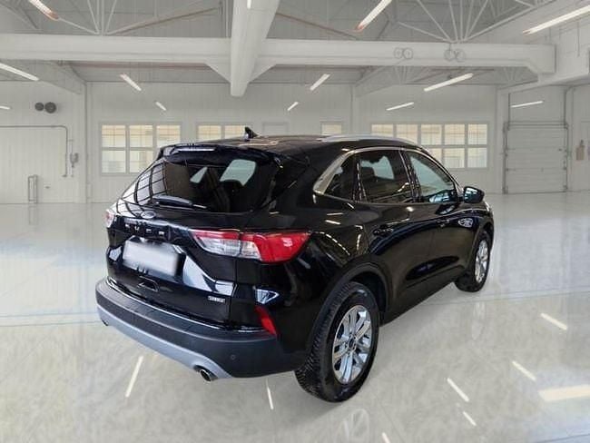 Usado Ford Kuga Titanium 225 CV (165 kW) 2022 Negro SUV
