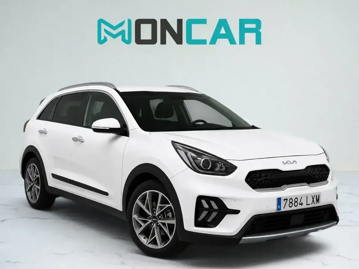 Usado Kia Niro 141 CV (103 kW) 2022 Blanco SUV