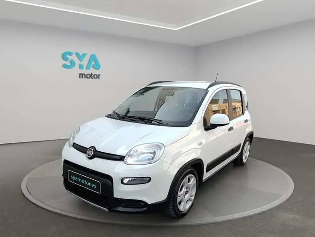 Używany Fiat Panda City Life 69 KM (50 kW) 2023 Biały Hatchback