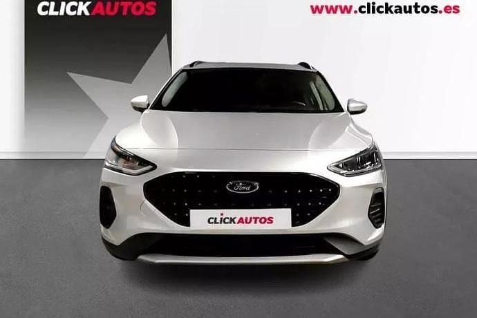 Käytetty Ford Focus Active 125 HP (91 kW) 2024 Musta