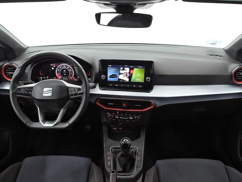 Usado Seat Ibiza FR 115 CV (84 kW) 2025 Azul Utilitario