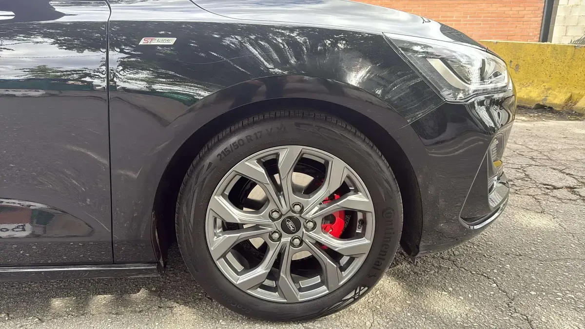 Usado Ford Focus ST-Line X 125 CV (91 kW) 2025 Negro Berlina