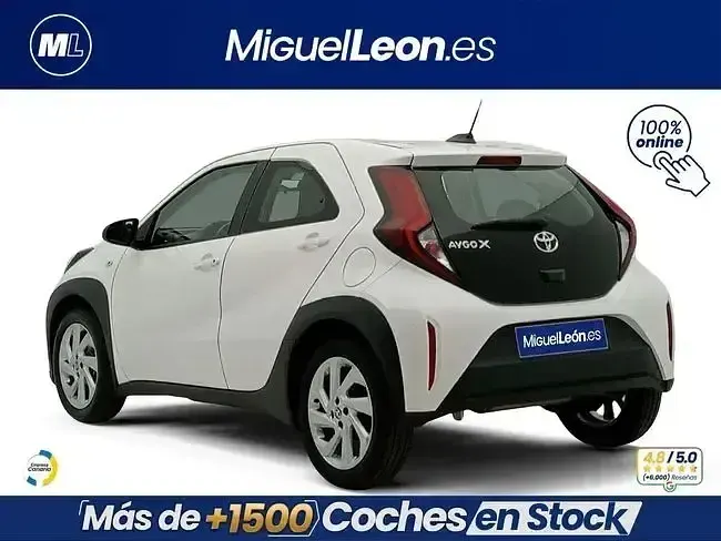 Usado Toyota Aygo X Play 72 CV (52 kW) 2023 Blanco SUV