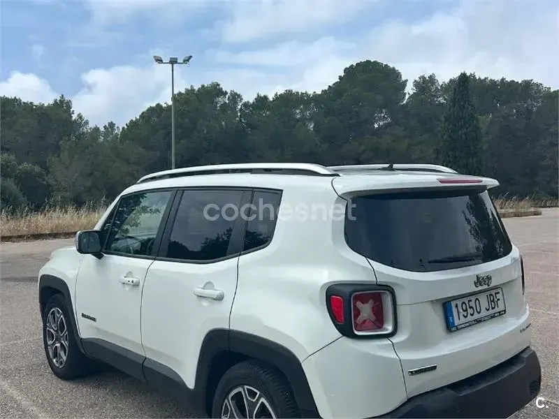 Usado Jeep Renegade Sport 120 CV (88 kW) 2014 Blanco SUV