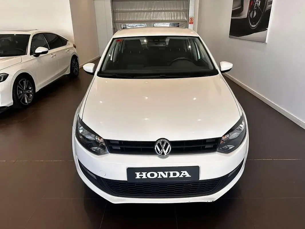 Usado VW Polo Advance 90 CV (66 kW) 2010 Blanco Utilitario