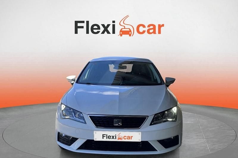 Usado Seat Leon Style 115 CV (84 kW) 2018 Blanco Berlina