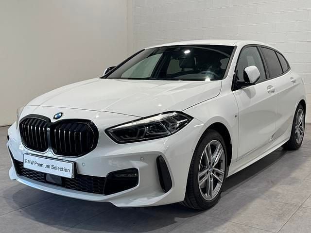 Blanco Usado 2023 BMW 118 Comfort Edition Utilitario | 29.500 € (Un poco caro) - Imagen 1/4