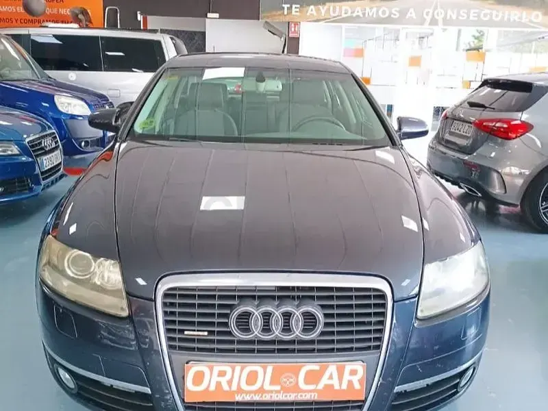 Usado Audi A6 240 CV (176 kW) 2009 Gris / plata Berlina
