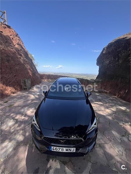 Negro Usado 2024 Cupra Leon Familiar | 26.700 € (Buen precio) - Imagen 1/4