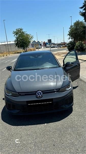 Usado VW Golf VIII GTI Clubsport 301 CV (221 kW) 2024 Gris / plata Berlina