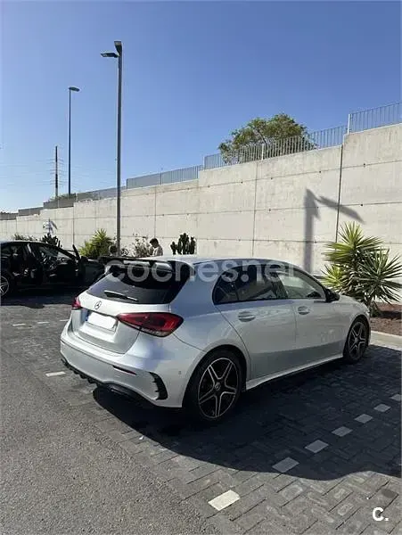 Usado Mercedes A200 150 CV (110 kW) 2021 Gris / plata Berlina