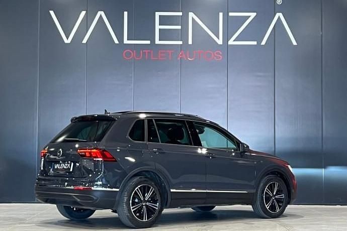 Usado VW Tiguan Life 148 CV (108 kW) 2021 SUV
