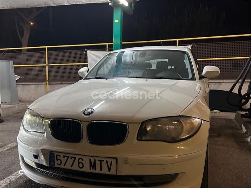 Używany BMW 118 143 KM (105 kW) 2009 Biały Hatchback