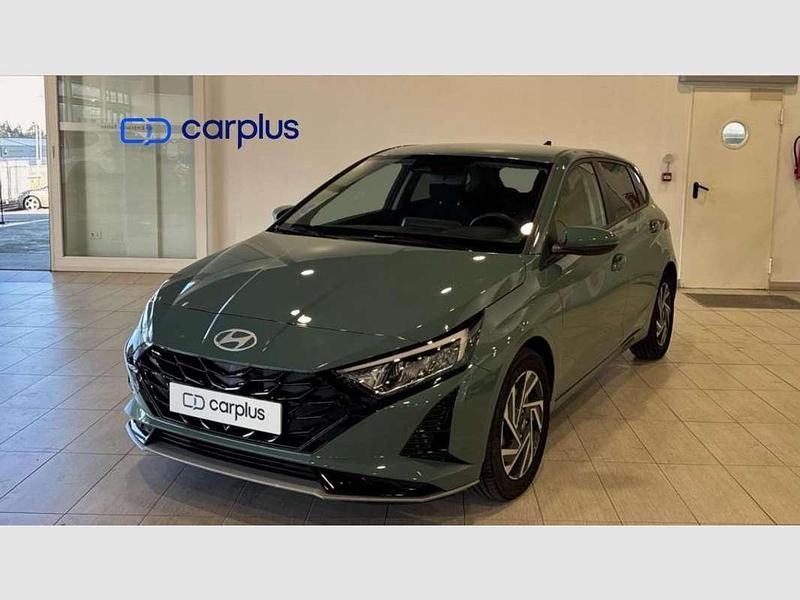 Usado Hyundai i20 101 CV (74 kW) 2025 Blanco Utilitario