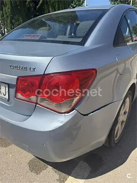 Usado Chevrolet Cruze LT 150 CV (110 kW) 2009 Azul Berlina
