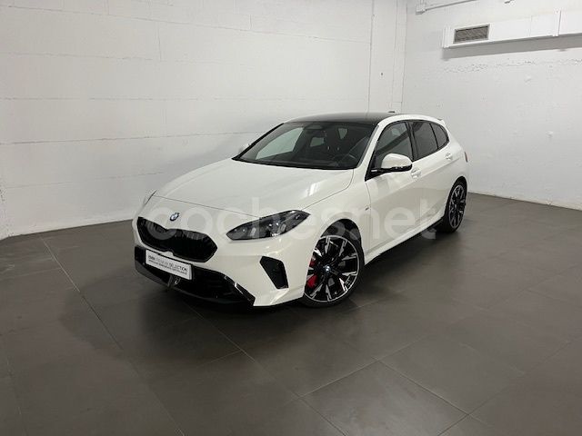Blanco Usado 2024 BMW 120 Comfort Edition Utilitario | 42.900 € - Imagen 1/4
