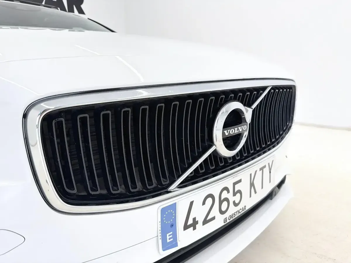 Usado Volvo S90 Momentum 190 CV (139 kW) 2019 Berlina