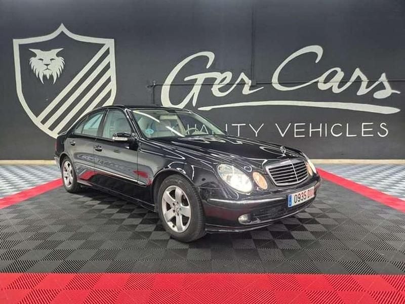 Usado Mercedes E200 Avantgarde 183 CV (134 kW) 2006 Negro Berlina