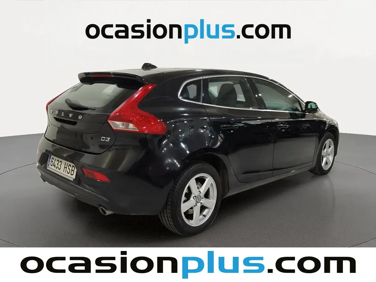 Usado Volvo V40 Momentum 150 CV (110 kW) 2013 Negro Utilitario