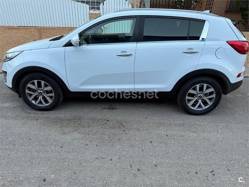 Usado Kia Sportage 115 CV (84 kW) 2015 Blanco SUV
