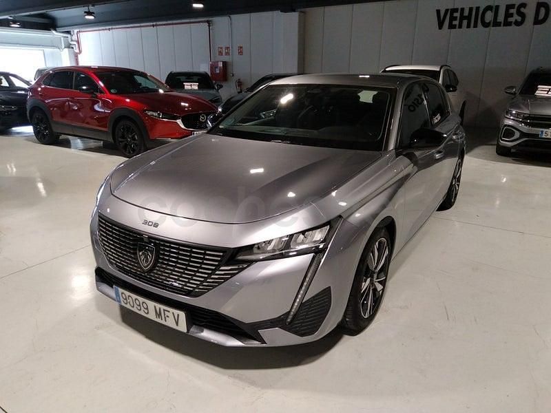 Usado Peugeot 308 Allure 130 CV (95 kW) 2023 Gris / plata Berlina