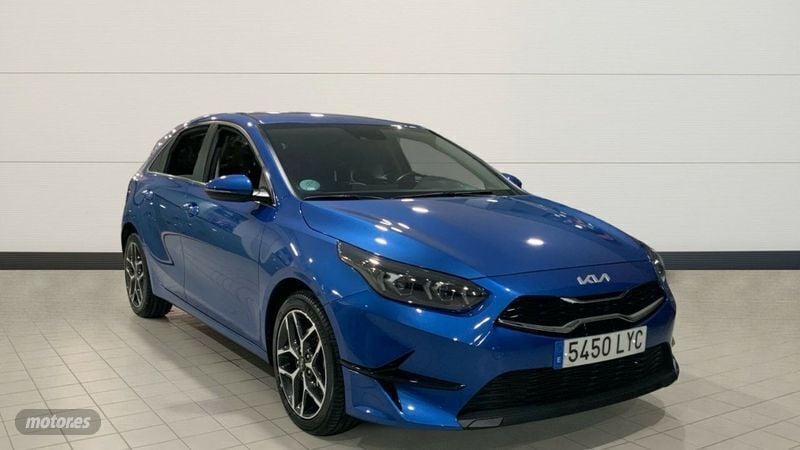 Azul Usado 2022 Kia Ceed Utilitario | 20.500 € - Imagen 1/4
