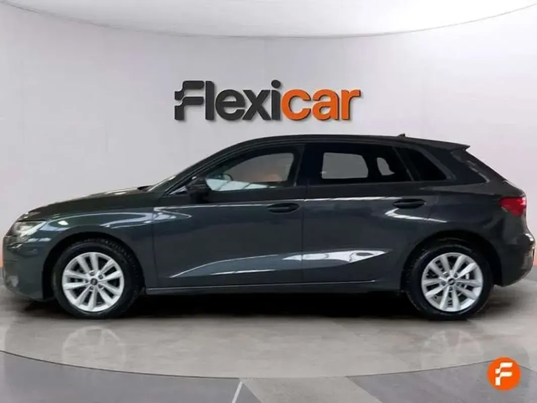 Usado Audi A3 Sportback 116 CV (85 kW) 2021 Gris Utilitario