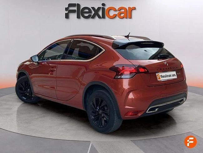 Usado DS Automobiles DS4 Style 120 CV (88 kW) 2017 Rojo Berlina