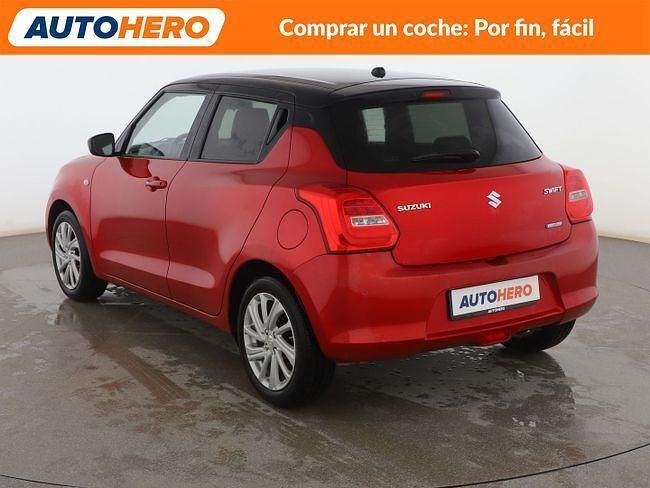 Usado Suzuki Swift 83 CV (61 kW) 2023 Rojo Utilitario