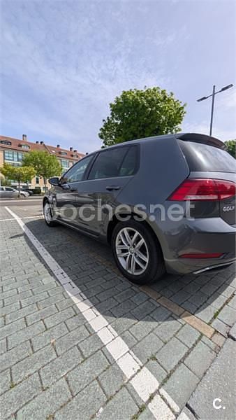 Käytetty VW Golf VII Advance 150 HP (110 kW) 2017 Harmaa Sedan