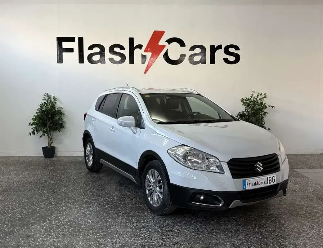 Usado Suzuki SX4 S-Cross 120 CV (88 kW) 2015 Blanco SUV