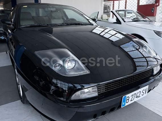 Usado Fiat Coupé 140 CV (102 kW) 1991 Negro Coupe