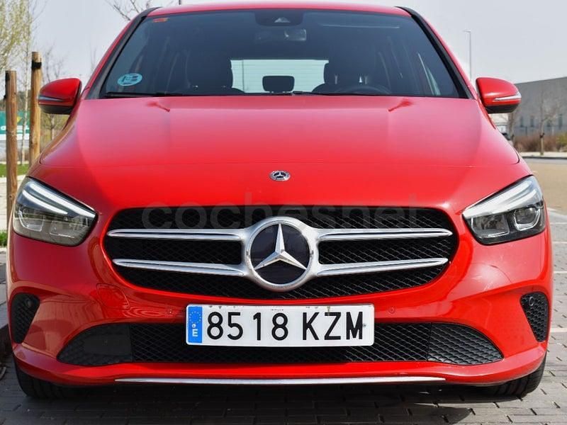 Usado Mercedes B200 150 CV (110 kW) 2019 Rojo Monovolumen