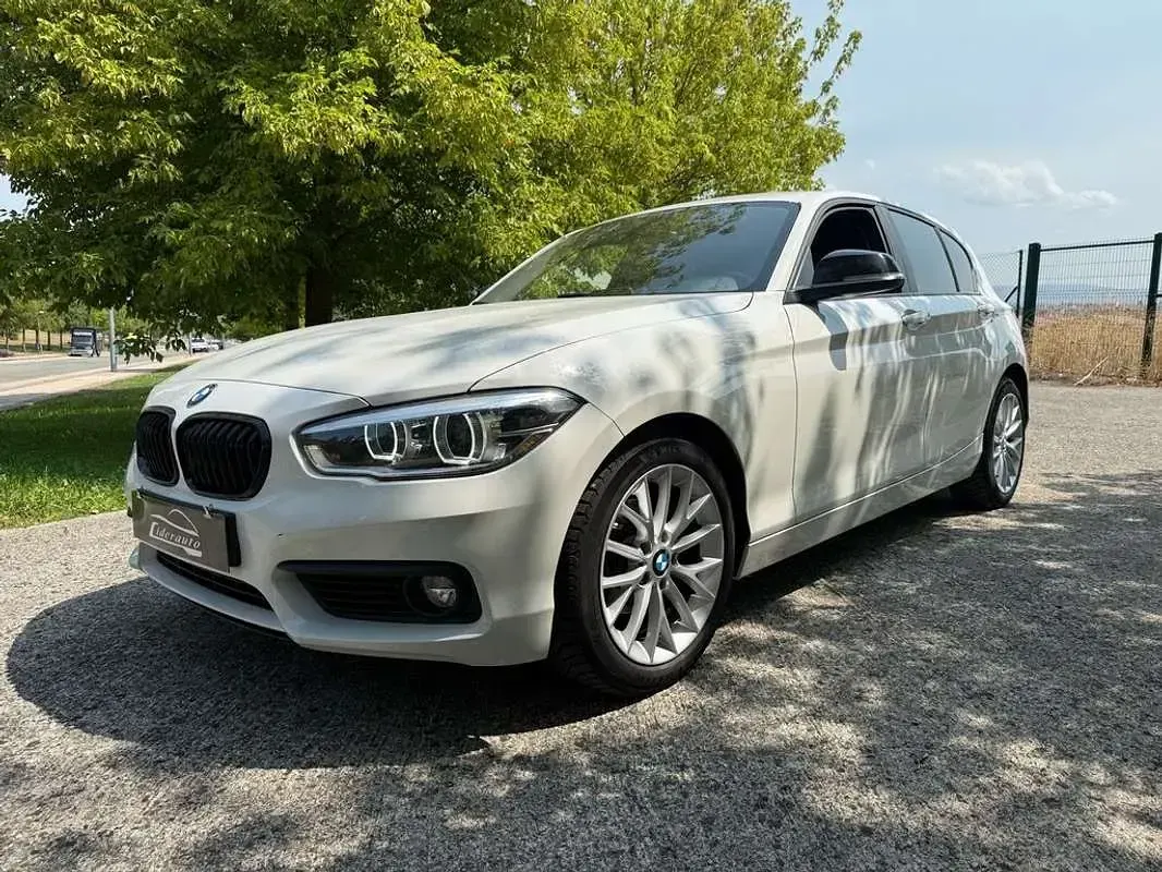 Usado BMW 118 150 CV (110 kW) 2018 Blanco Utilitario