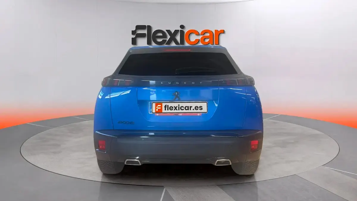 Usado Peugeot 2008 Allure 131 CV (96 kW) 2021 Azul SUV