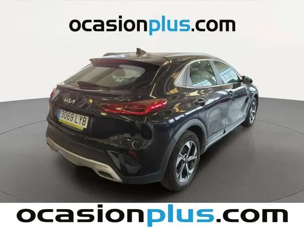 Usado Kia XCeed 120 CV (88 kW) 2022 Negro SUV